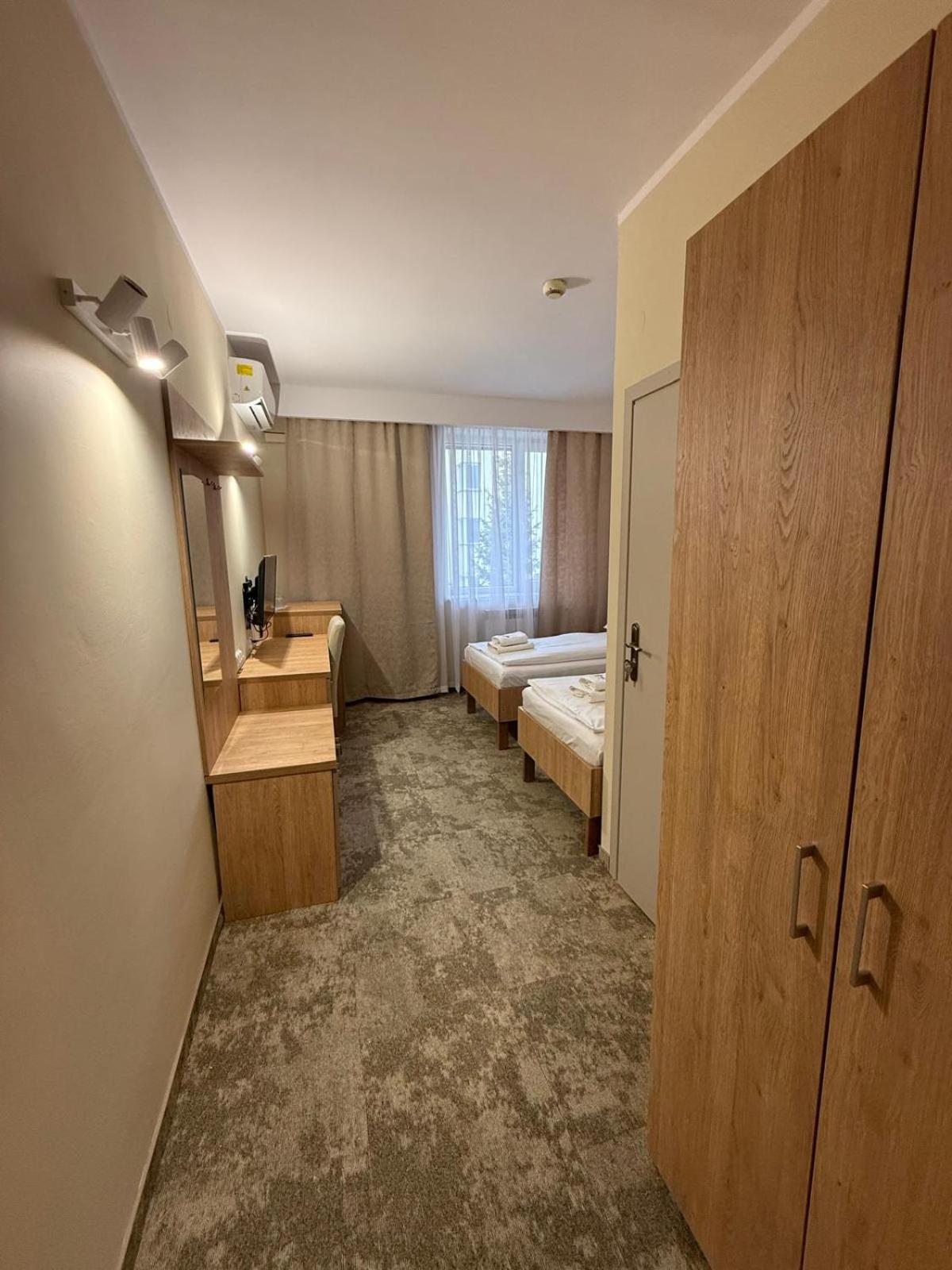 Hotel Tm Radom Esterno foto