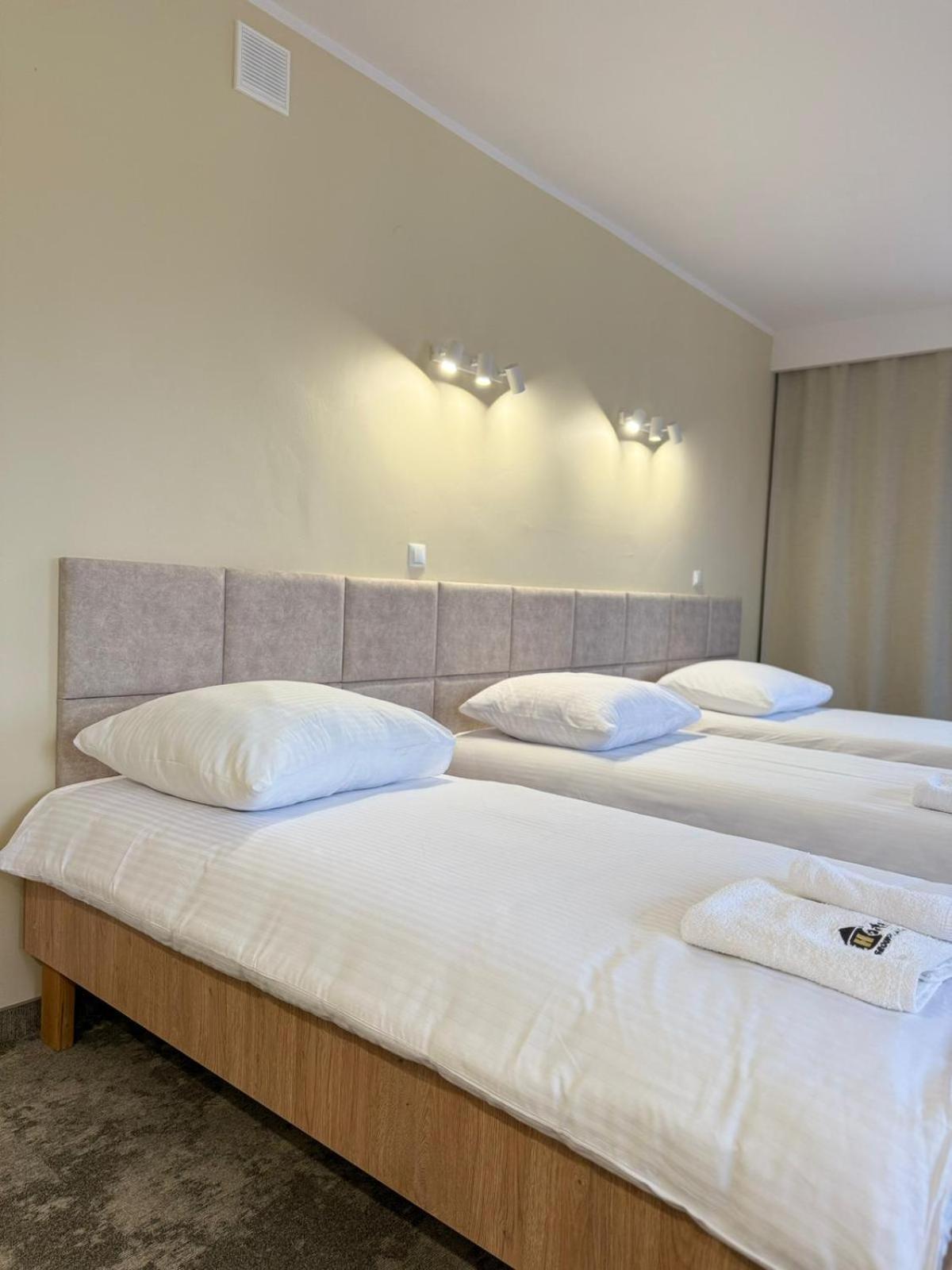 Hotel Tm Radom Esterno foto