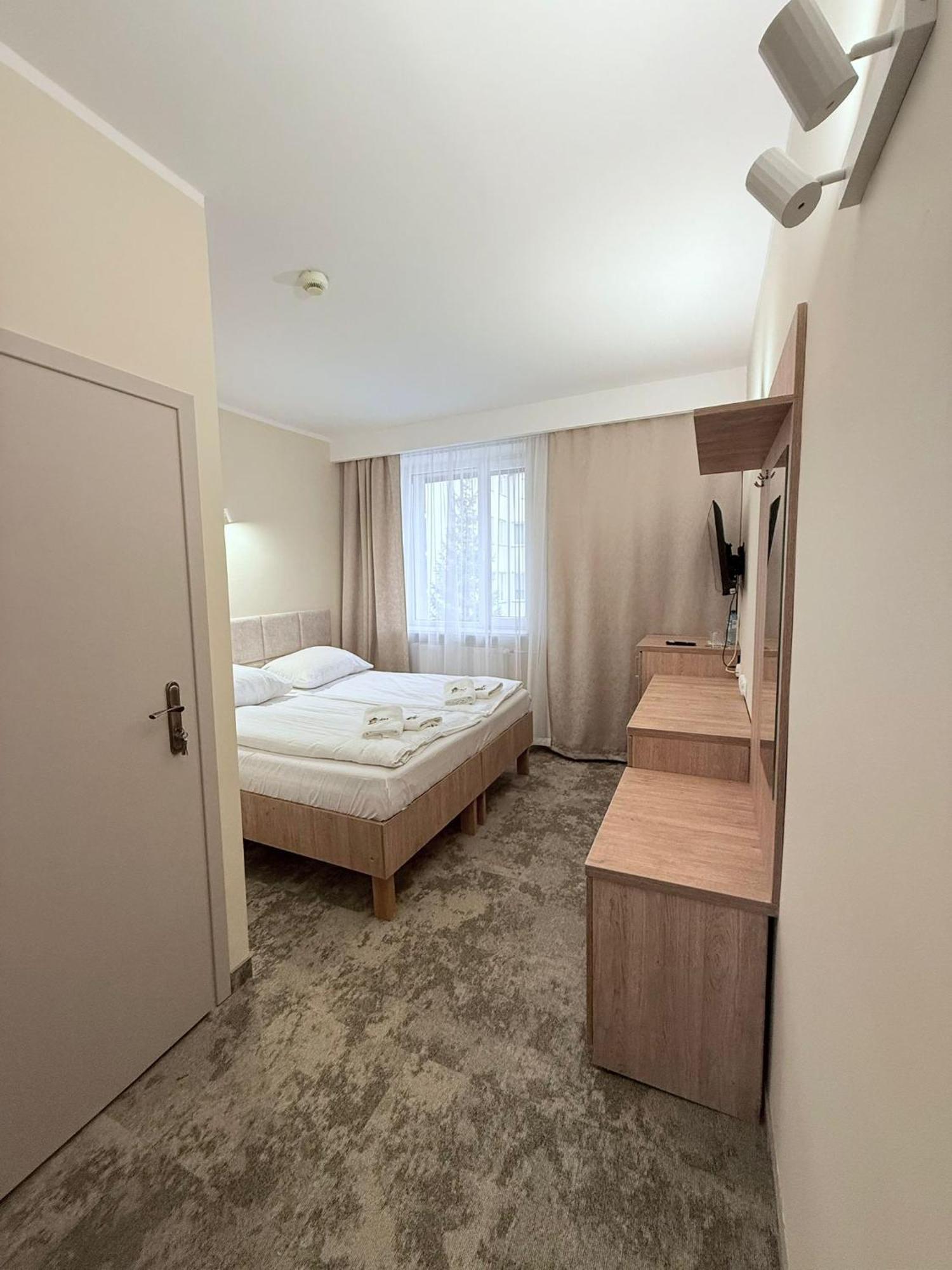 Hotel Tm Radom Esterno foto